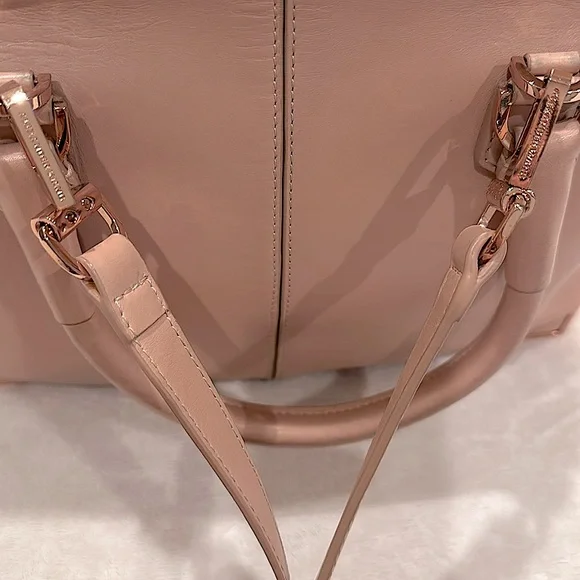 🥯ALEXANDER WANG Marion Skeletal crossbody tote bag - Picture 9 of 16